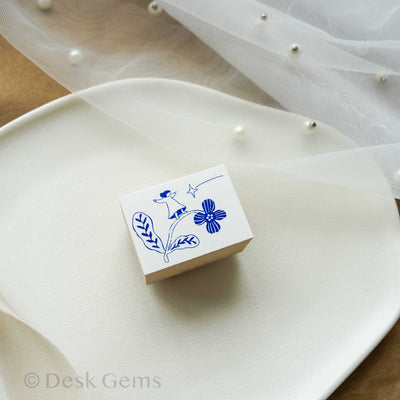 Ivy Snow Original Stamp - Flower Dance