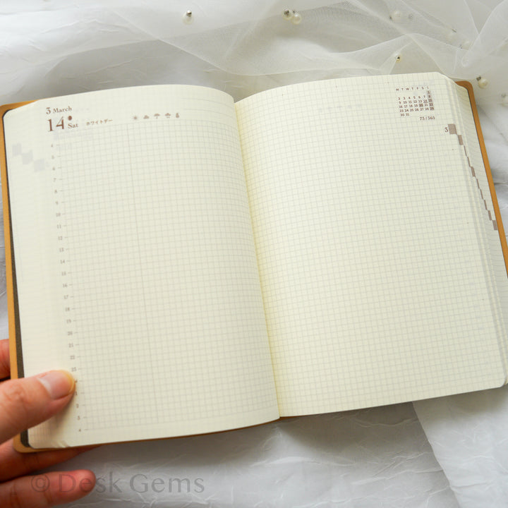 Midori Hibino 2026 Planner - One Day Two Page