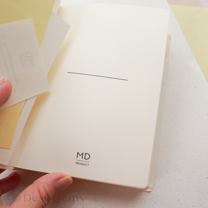 MD Notebook Diary 2027 - One Day One Page