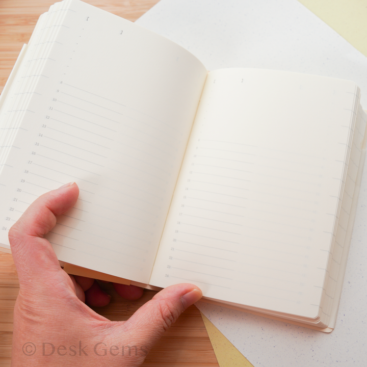 MD Notebook Diary 2027 - One Day One Page