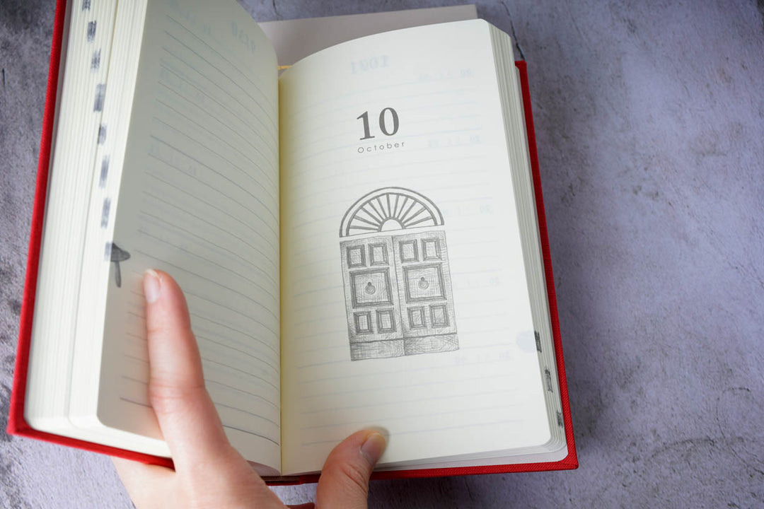 Midori 5 Year Diary inside