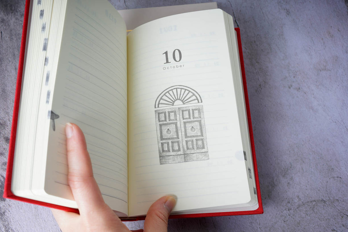 Midori 5 Year Diary inside