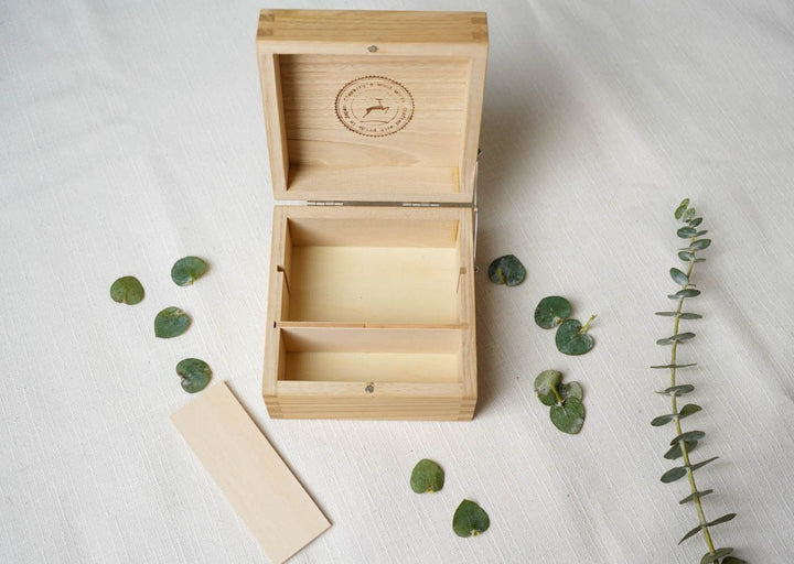 Classiky Chestnut Card Box 