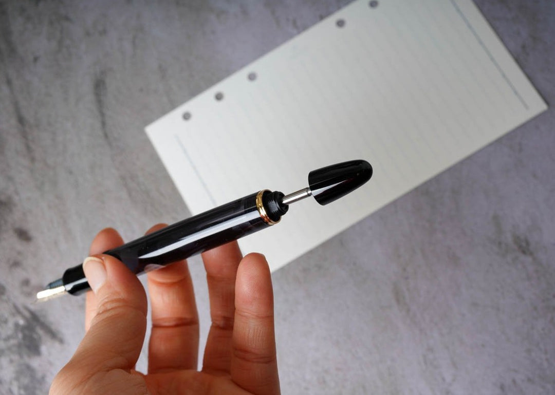 Pilot Fountain Pen Custom 823 Fine Nib - Clear Black Body 