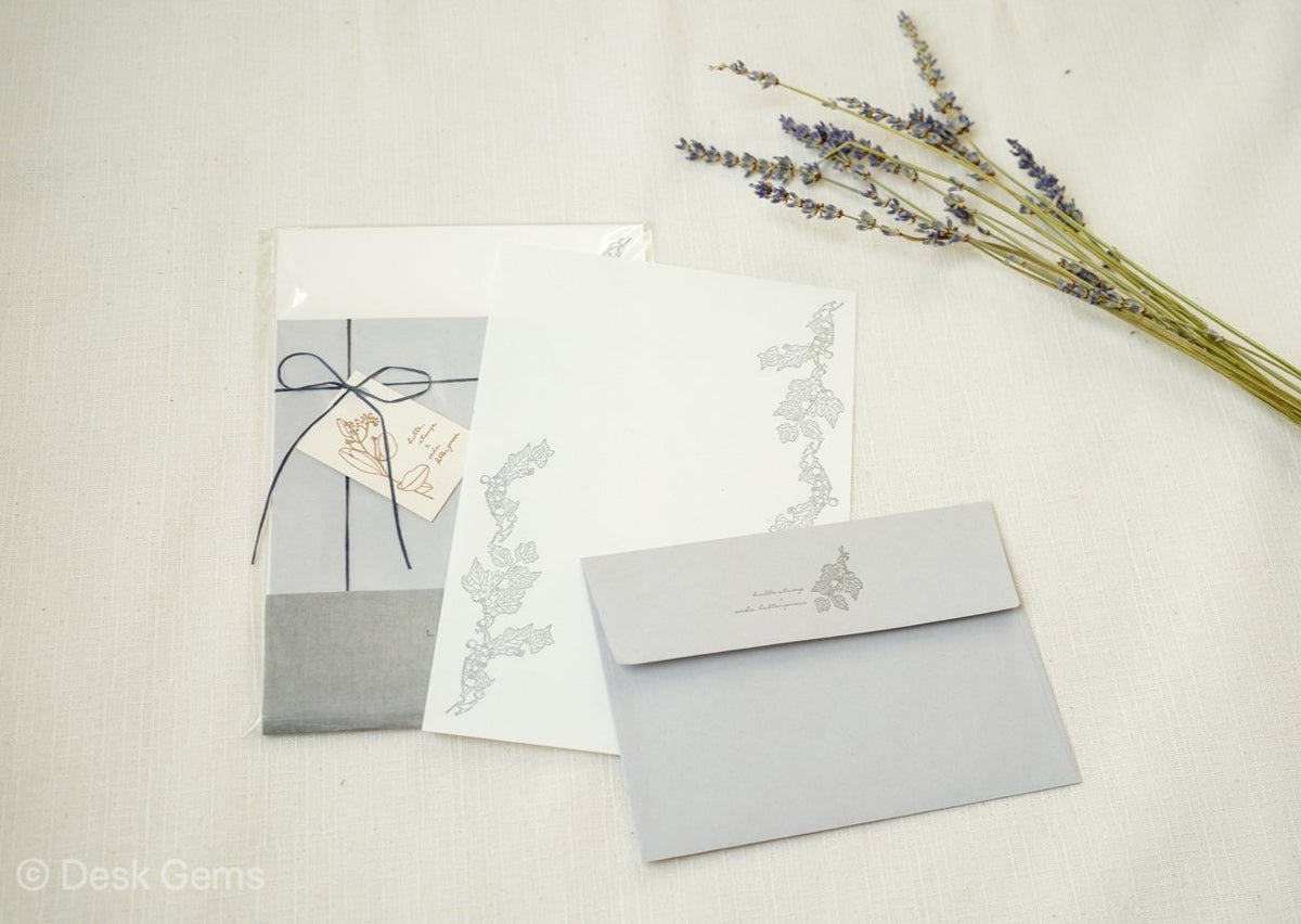 HUTTE.STAMP x Oeda Letterpress Letter Set - Wild Grapes 