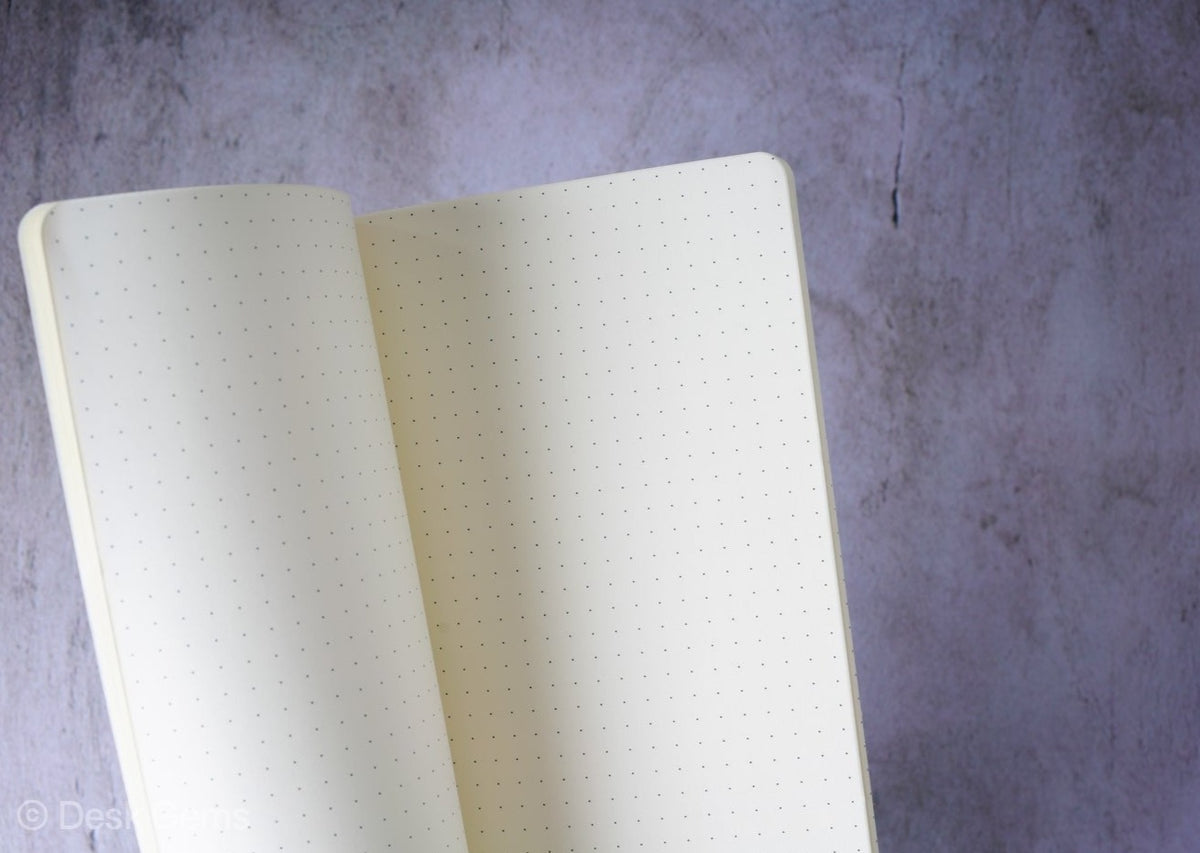 Papier Platz × Moriyama Notebook - Bunnies - Inside
