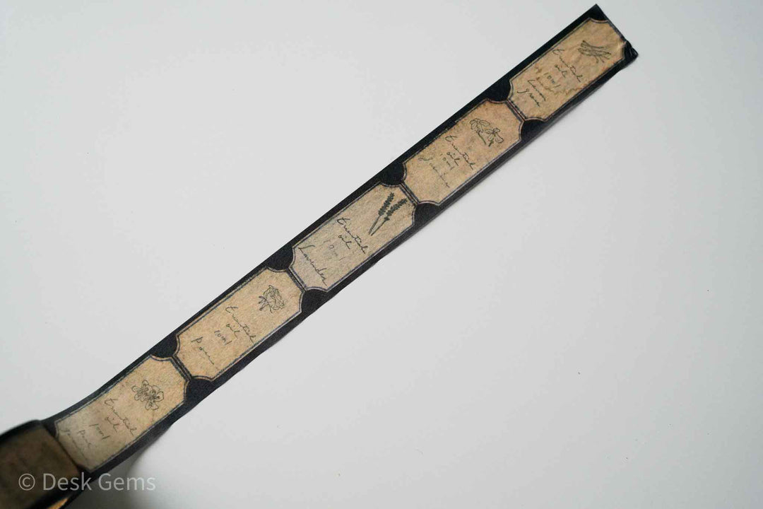 Papier Platz x Hutte. Original Washi Tape - Old Label Black