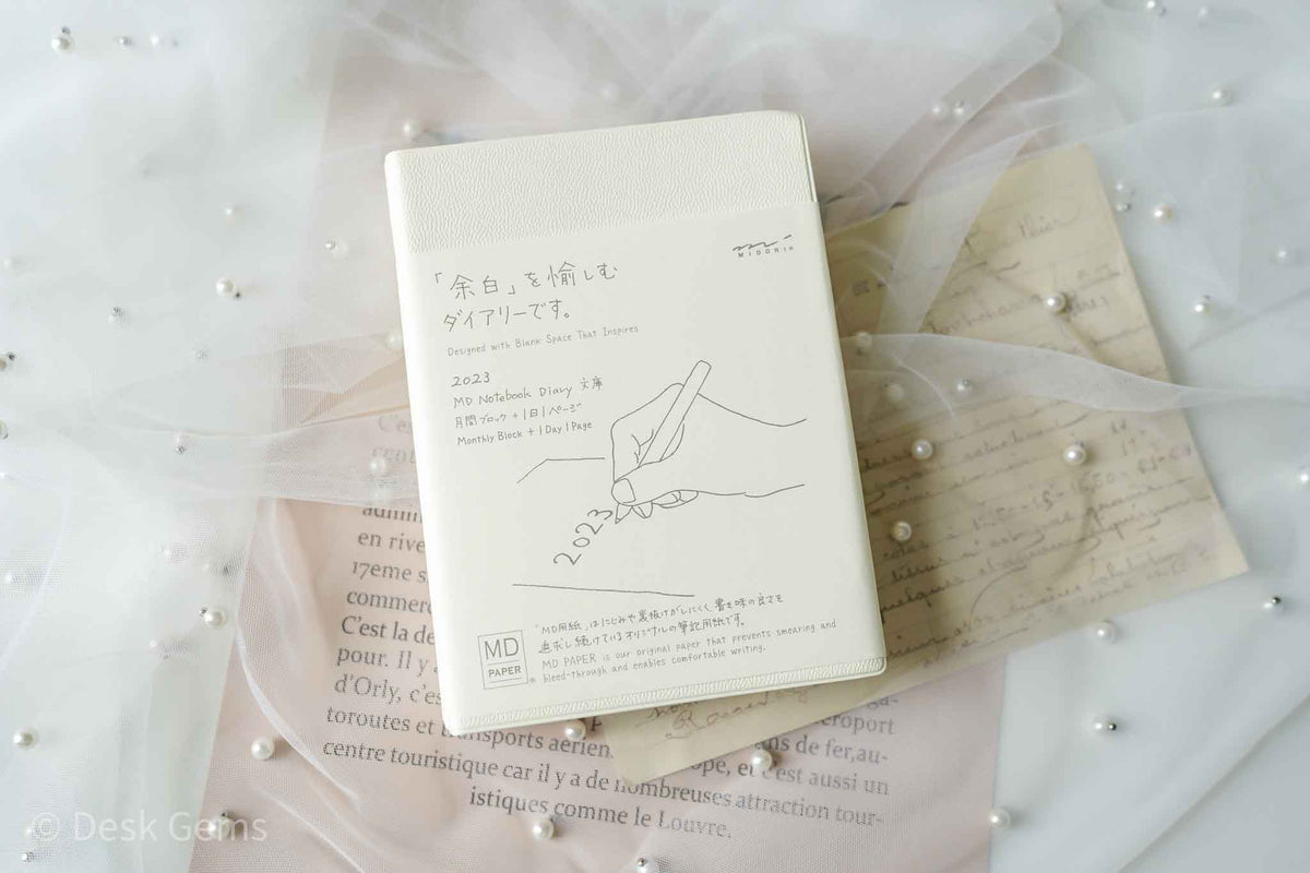 MD Notebook Diary 2023 - One Day One Page - A6
