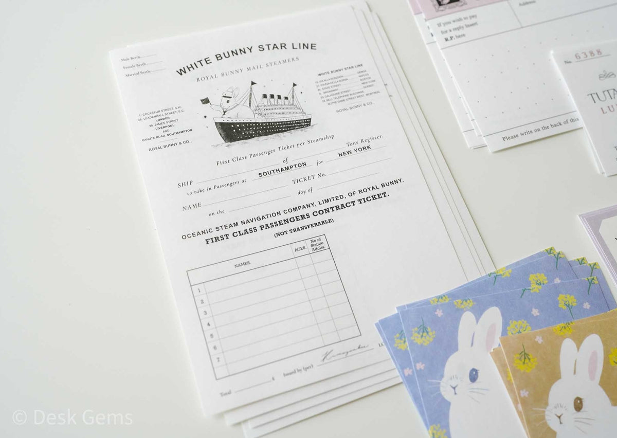 Kumayankee Ephemera Paper Bundle 