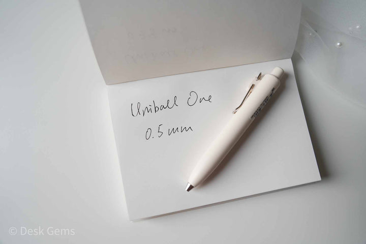 Uni-ball One P Gel Pen - 0.5mm - Yogurt