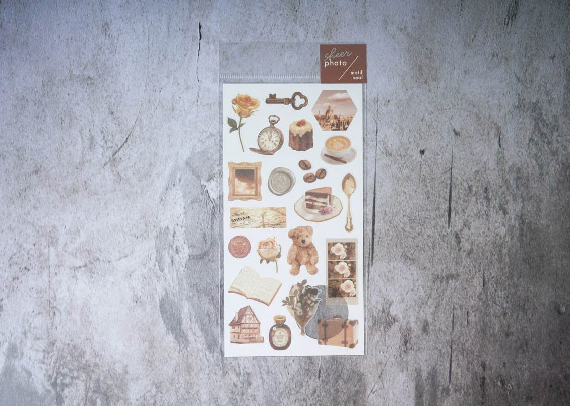 Mind Wave Sheer Photo Motif Seal - Brown